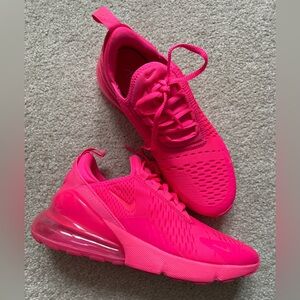 *brand new* Nike Womens Air Max 270 Triple Hot Pink